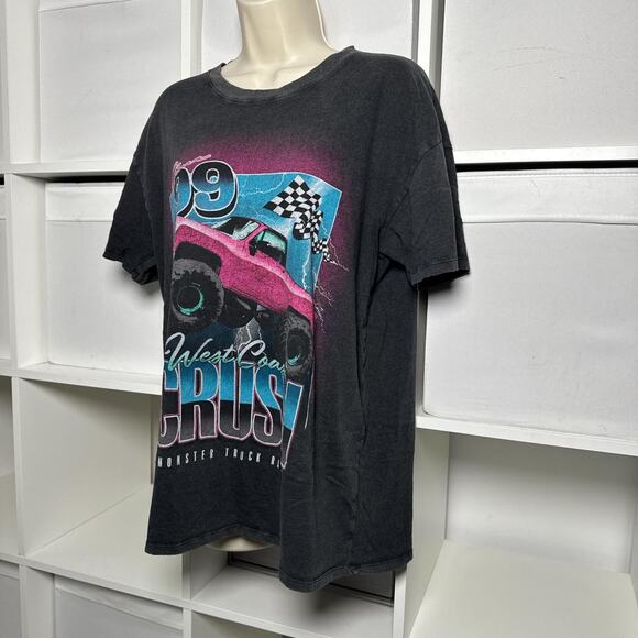 Hollister Oversized Graphic Tee - Picture 2 of 5